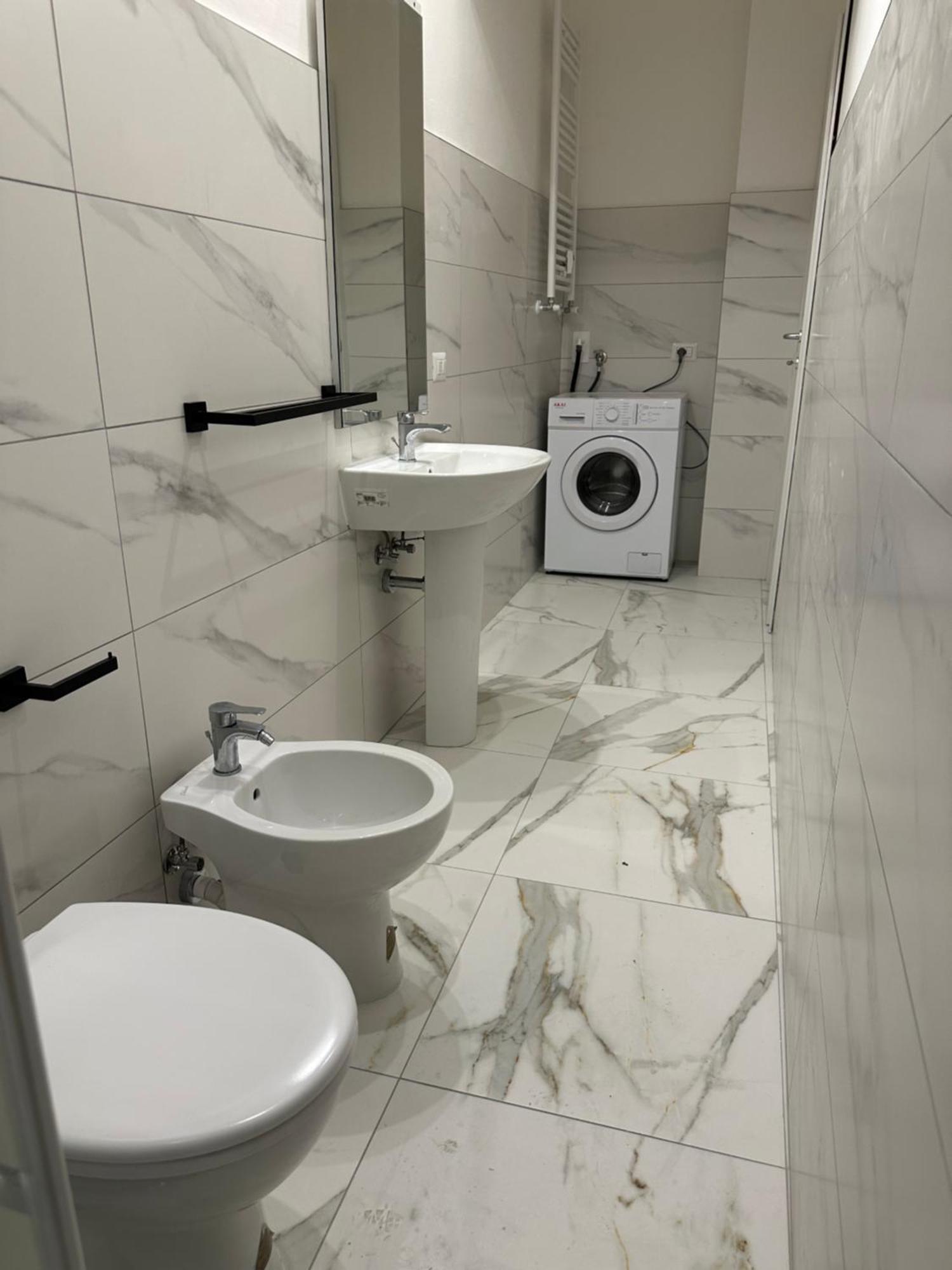 Jcube Apartments Bocconi Milano Extérieur photo