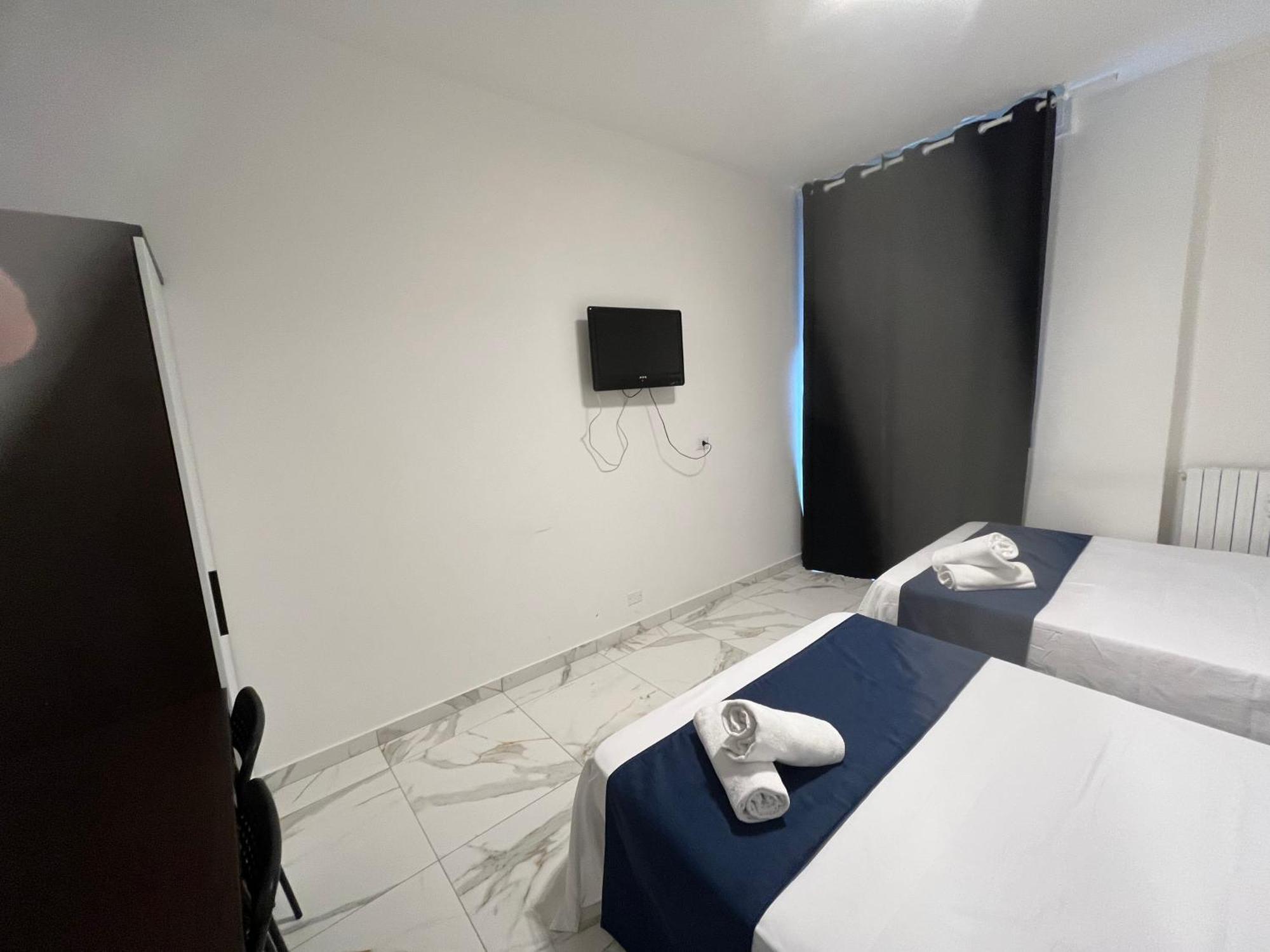 Jcube Apartments Bocconi Milano Extérieur photo